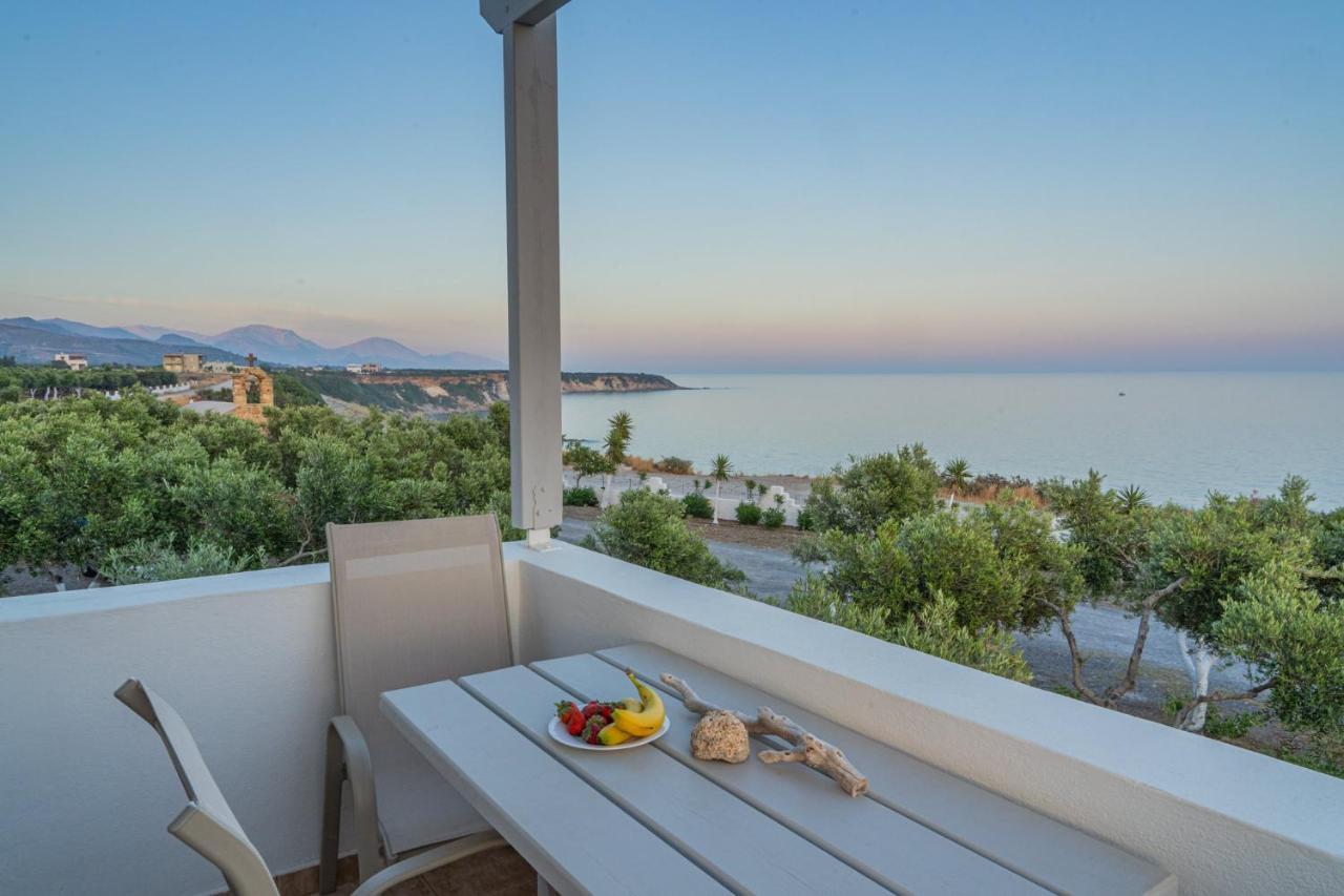 Fata Morgana Studios & Apartments Frangokastello Dış mekan fotoğraf